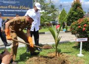 Lapas dan Rutan di Sulawesi Tenggara Tanam Seribu Bibit Kelapa