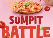 Tantangan Unik di Kendari: Paparon’s Pizza Gelar Lomba Makan Pizza Pakai Sumpit