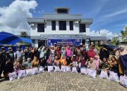 Rayakan HUT ke-80, TNI AL Berbagi Sembako di Konawe Utara