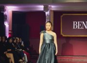 Zayyanah Dzatil Izzah Jadi Model Sulawesi Tenggara Pertama Tampil di Paris Fashion Week 2025