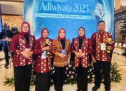 Dua Sekolah di Kendari Raih Penghargaan Adiwiyata Mandiri dari Kementerian LHK RI