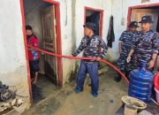 Lanal Kendari Bergerak Cepat, Danlanal Turun Komando Tangani Banjir Sungai Wanggu